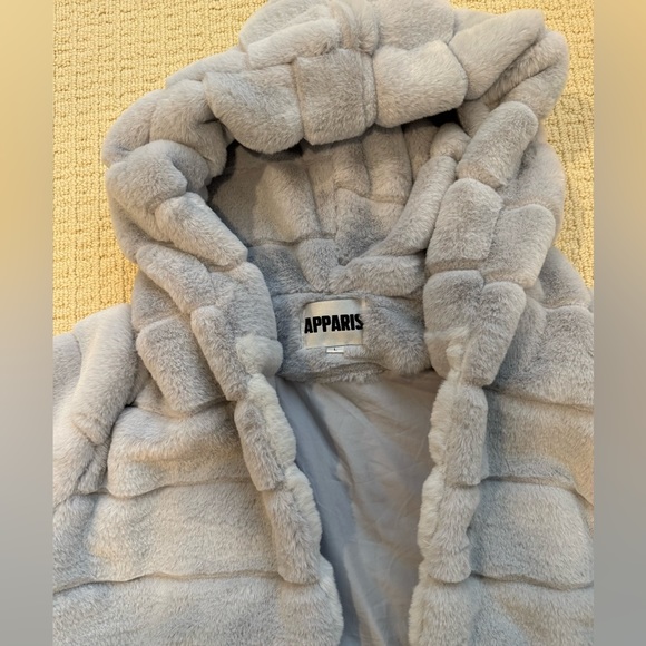 Apparis Goldie Coat - Picture 3 of 7